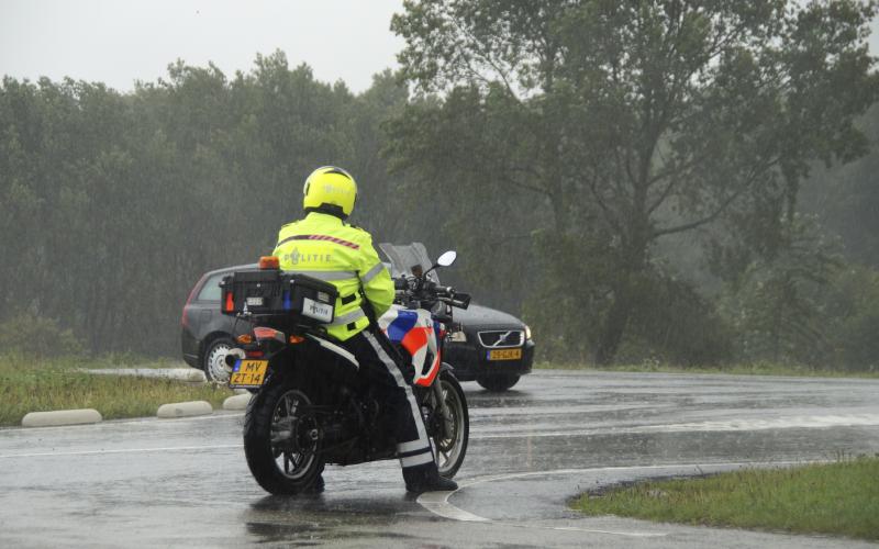 verkeerscontrole door motoragent