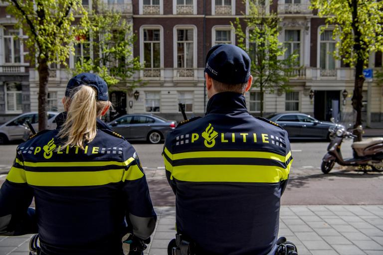 Twee agenten op straat